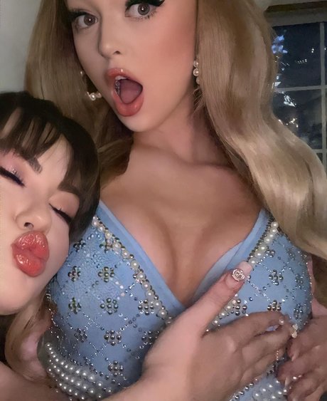 ブロンドのお尻オンリーファンズ xxx 写真