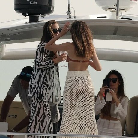 巨乳ゴスオンリーファンズ アートポルノ ギャラリー