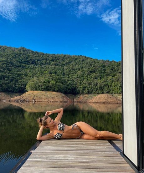 Paola Carrijo セクシーなスター 写真