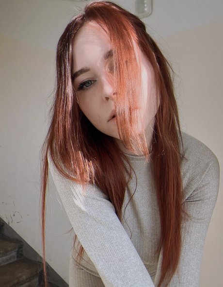 グローリーホール妻オンリーファンズ 無料裸 画像