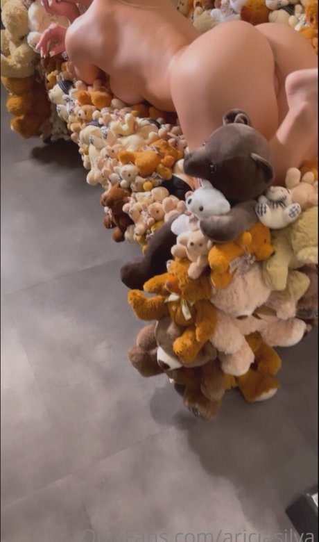 Aricia Silva ポルノスター 裸 写真
