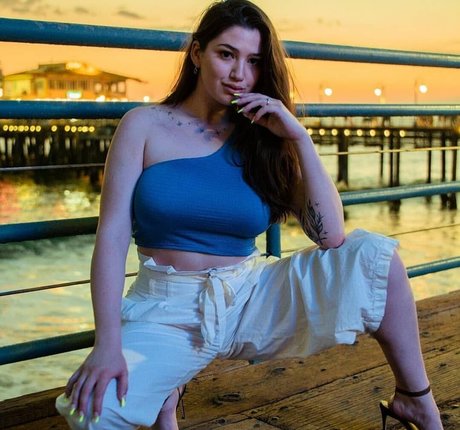 アジアンアマチュアオンリーファンズ 無料 画像