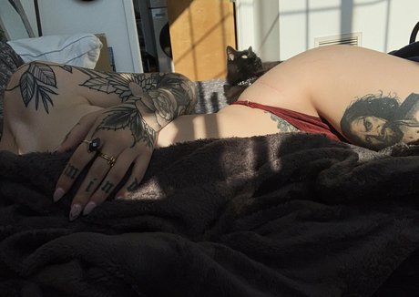 偽おっぱいオンリーファンズ 裸 画像