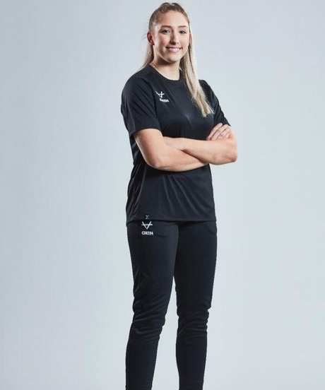 ジムレギンス オンリーファンズ アートヌード 画像