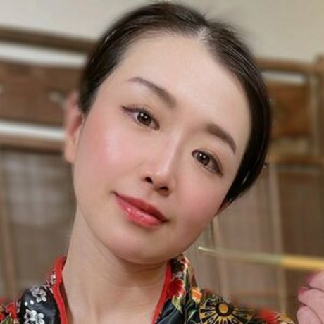 コスプレ ヘンタイ オンリーファンズ セクシーヌード 写真