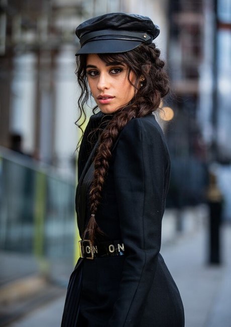 金髪巨乳オンリーファンズ ホット裸 ギャラリー