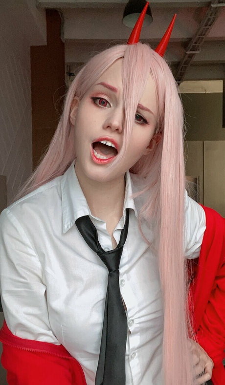 ヌード熟女オンリーファンズ 裸 写真
