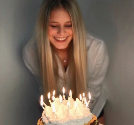 アマチュア大学オンリーファンズ 美しい 写真