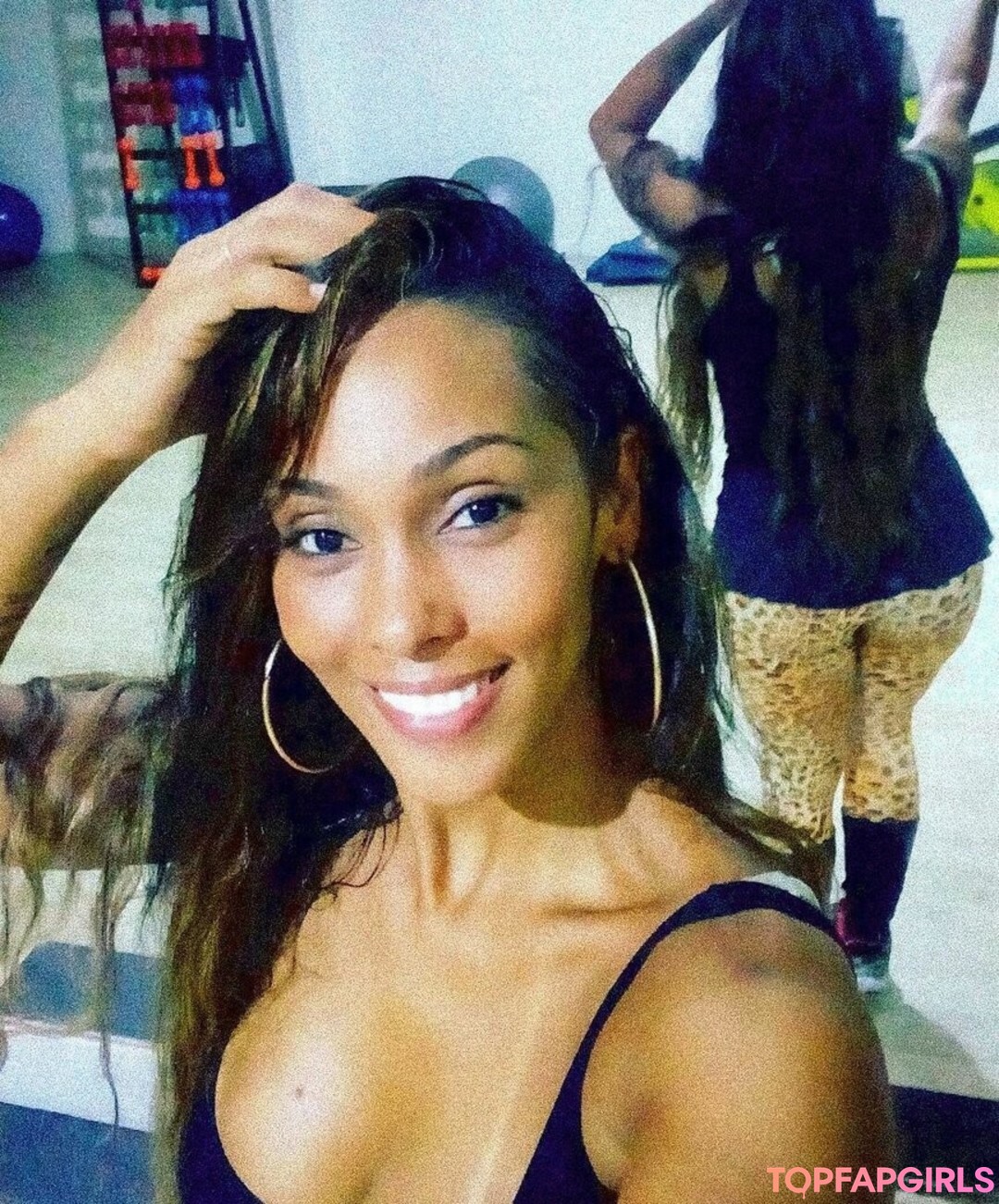 寝取られ妻オンリーファンズ セックス 写真