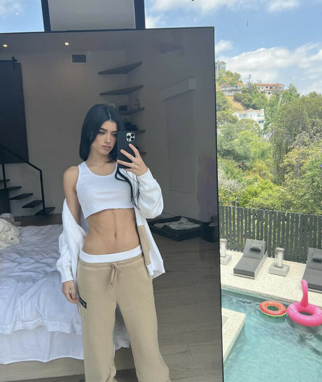 クソなオンリーファンズ 無料ポルノ 写真