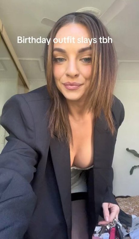 BBC フェムボーイ オンリーファンズ ホット 画像