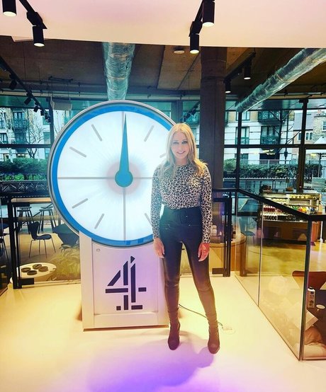 ブルネットのティーンオンリーファンズ セックス アーカイブ