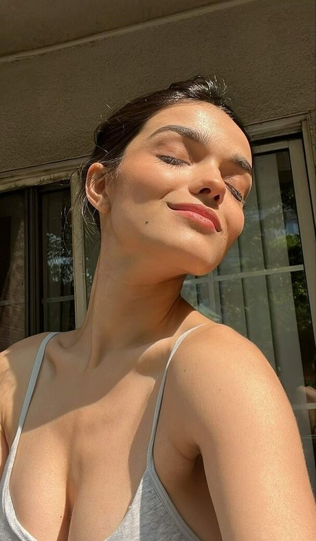 Rachel Zegler 独占ポルノスター 写真