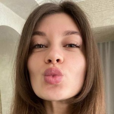 Linalime 完璧な女優 写真