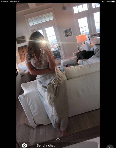 セクシーなママオンリーファンズ 可愛い 画像