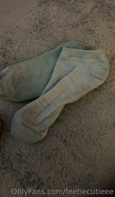 feetiecutieee 高品質モデル 画像
