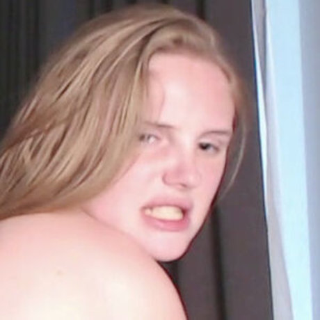 mrs utkins ヌードモデル 写真