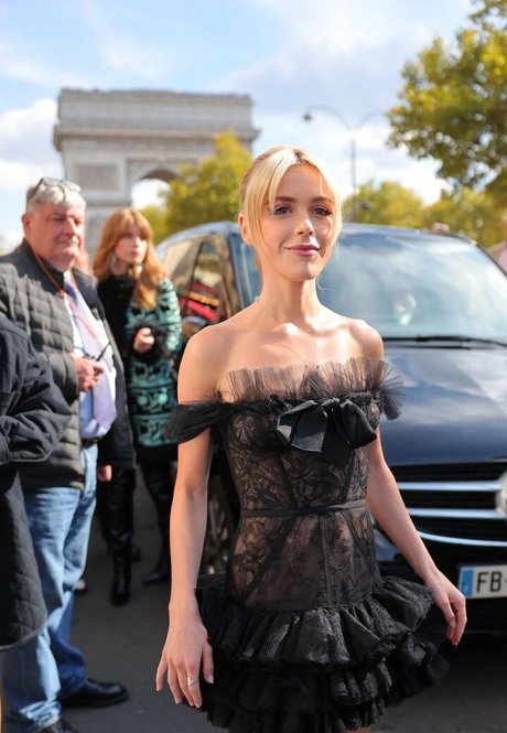 Kiernan Shipka ヌードスター 写真