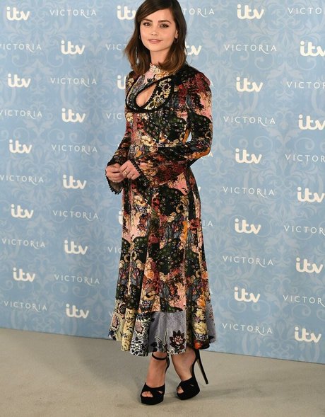 マッサージオンリーファンズ ポルノ 写真