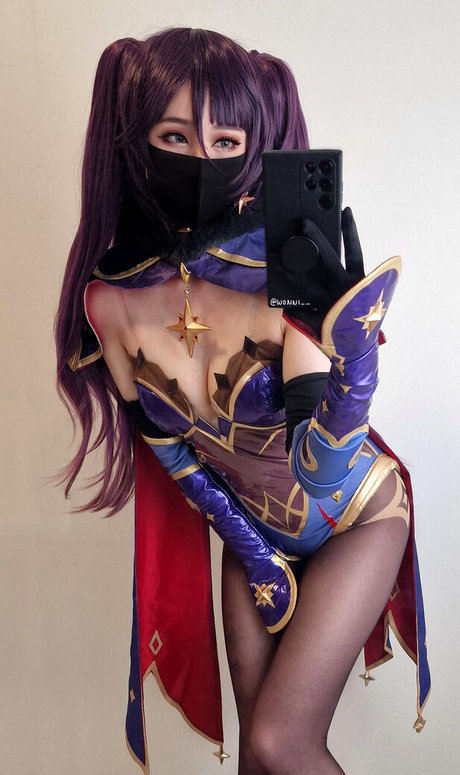Wonni セクシーモデル 画像