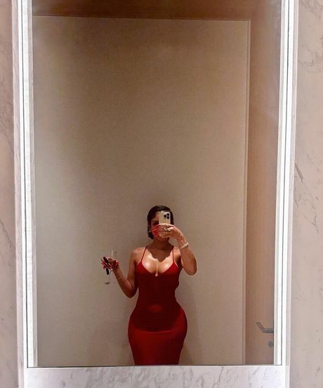 Saweetie 美しいモデル 画像