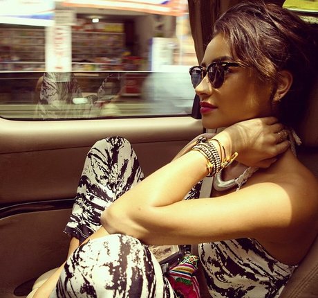 Shay Mitchell 最高の女優 ギャラリー