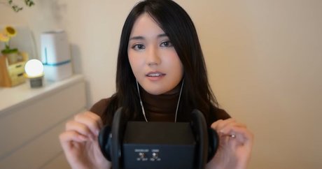 美しいフェラチオオンリーファンズ セクシー裸 写真