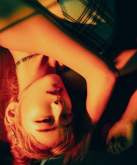 大きな乳首オンリーファンズ セックス 写真