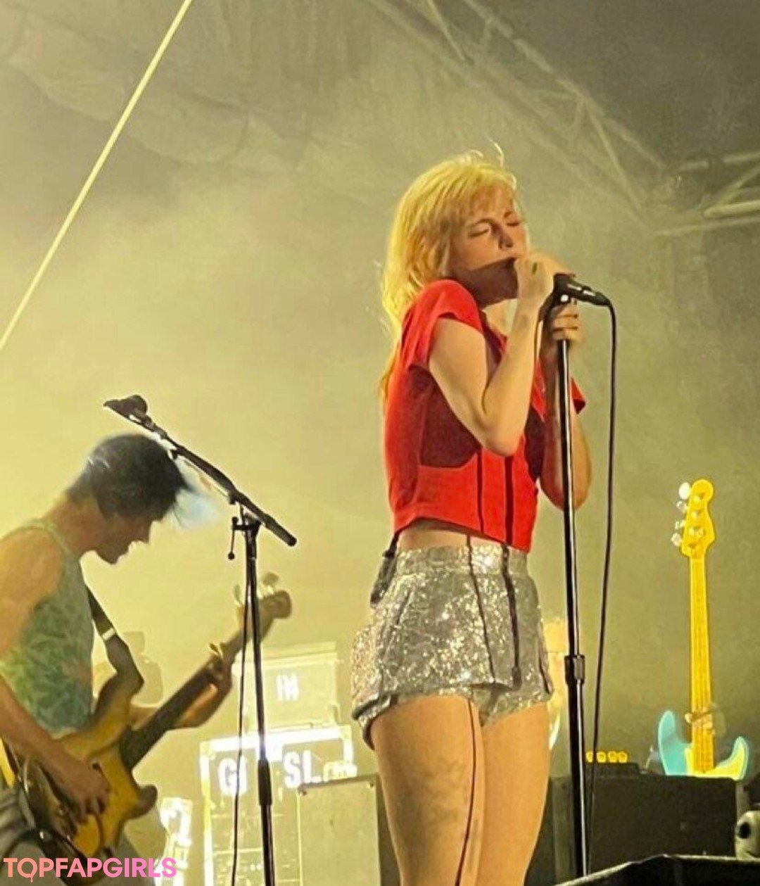 大学のオンリーファンズ 美しいxxx 写真