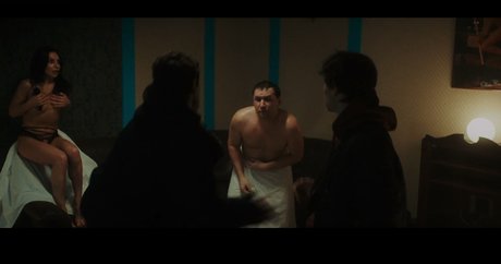 フェラチオ自撮りオンリーファンズ セクシー裸 画像