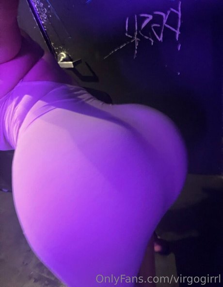 ポルノスターオンリーファンズ アートxxx 写真