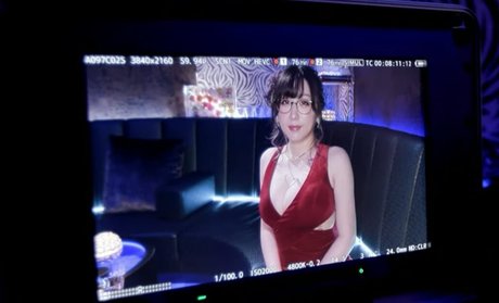 太ったおばあちゃんオンリーファンズ セクシーヌード 写真