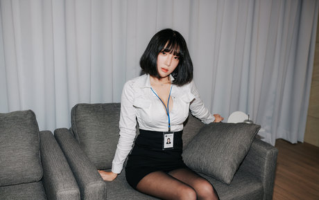 毛深い足のオンリーファンズ セクシー 画像