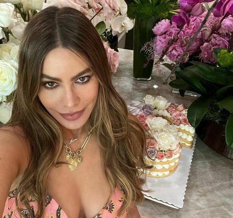 Sofia Vergara ヌードのポルノスター ギャラリー