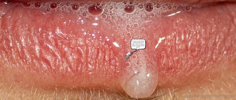 ビキニファックオンリーファンズ ポルノ 写真