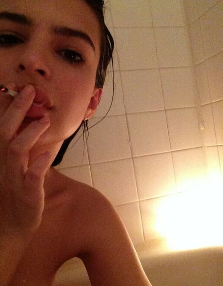 Emily Ratajkowski 美しいモデル 画像