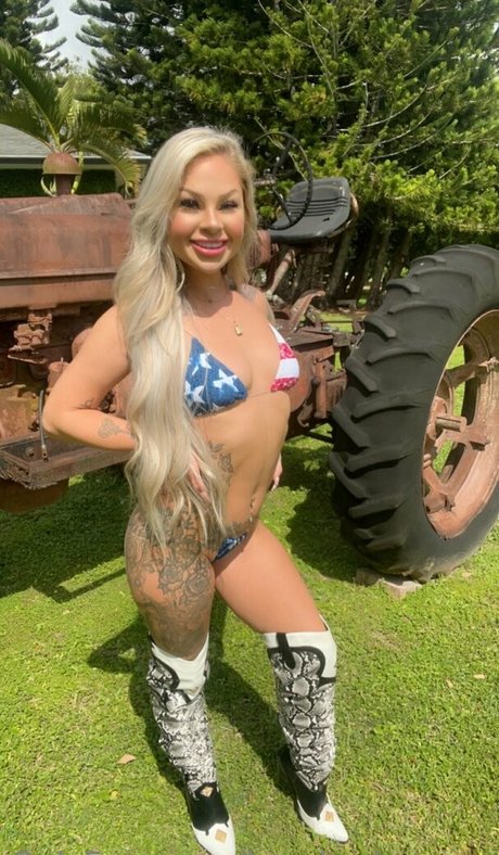 裸ヨガオンリーファンズ 無料xxx 画像