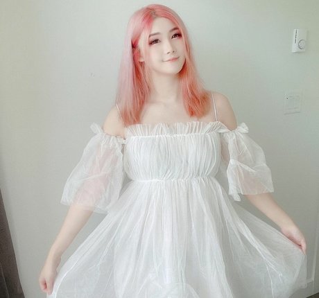 lily275 エロティックなスター 写真