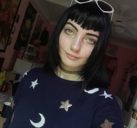 shy spice アートモデル 写真