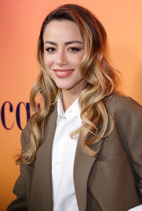 Chloe Bennet 限定スター 画像