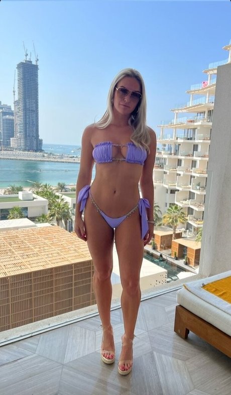 Charley Hull HDモデル 写真