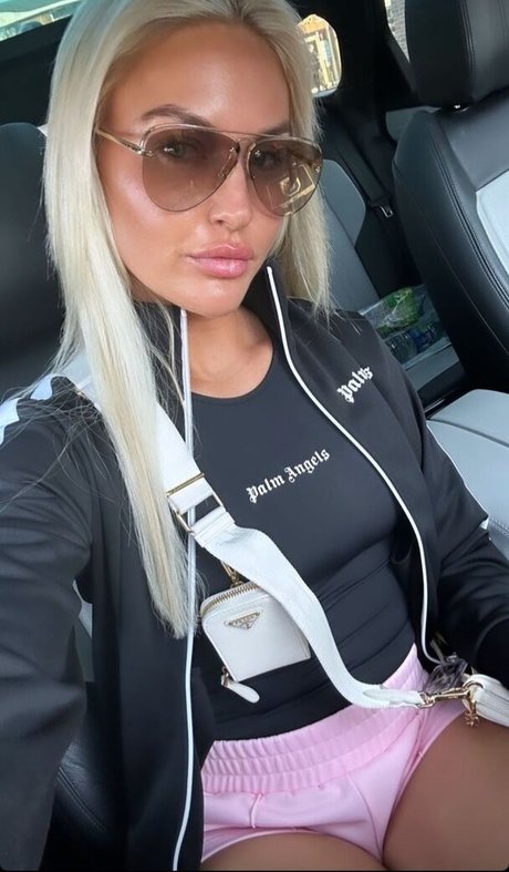 Charley Hull かわいいスター 画像