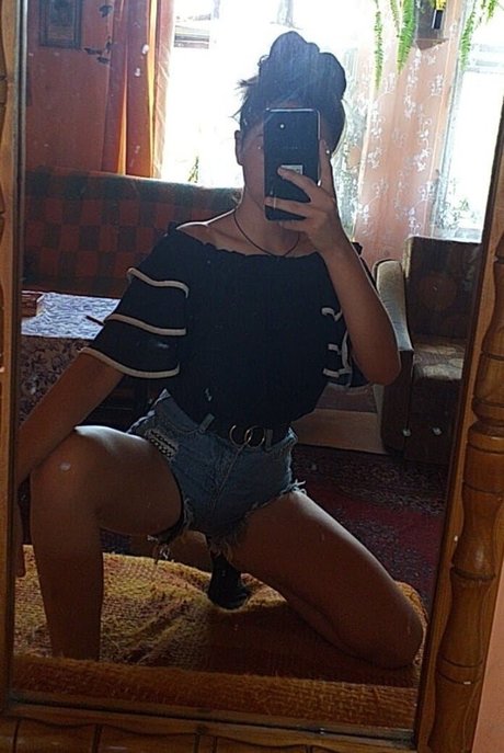 Wiktoria Bystron 完璧な女優 画像