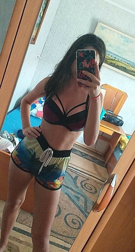 Wiktoria Bystron 高品質女優 写真