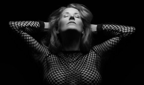 巨乳の熟女オンリーファンズ ポルノグラフィック 写真