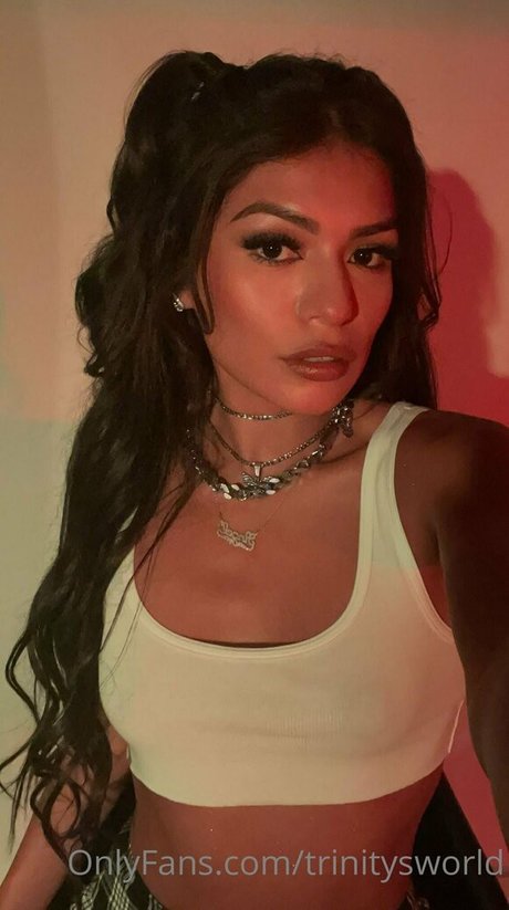 BeautyWithTrinity ポルノスター エロティック 写真