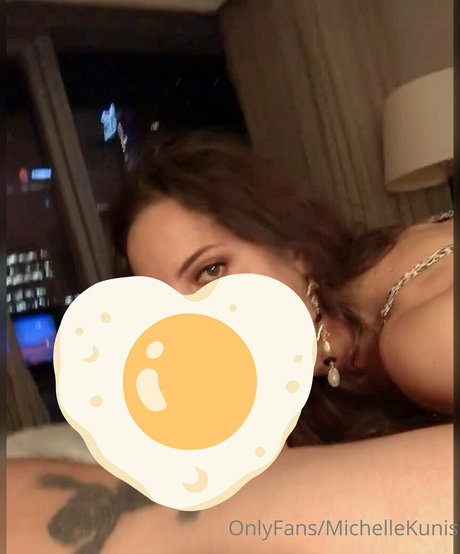 michellekunis かわいいポルノスター 画像