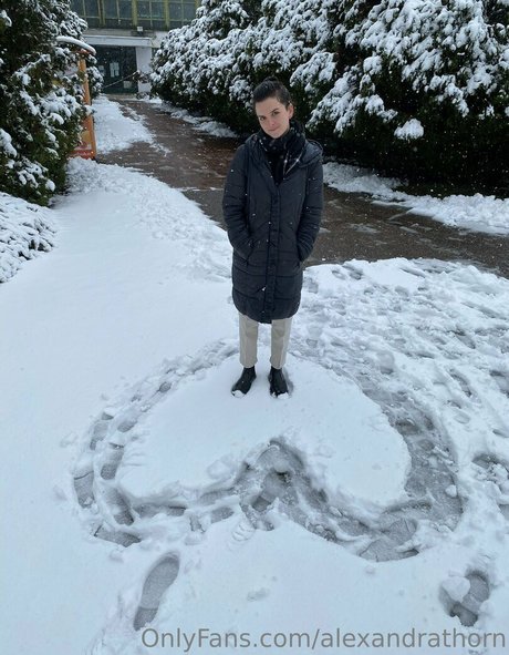 alexandrathorn 完璧な女優 ギャラリー