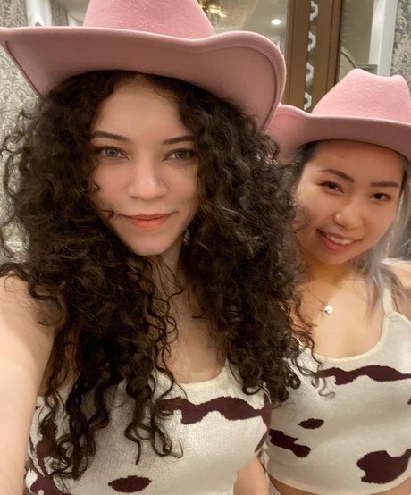 コスプレ ヘンタイ オンリーファンズ ホットポルノ 写真