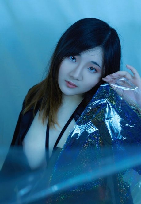 継娘オンリーファンズ ポルノ 写真